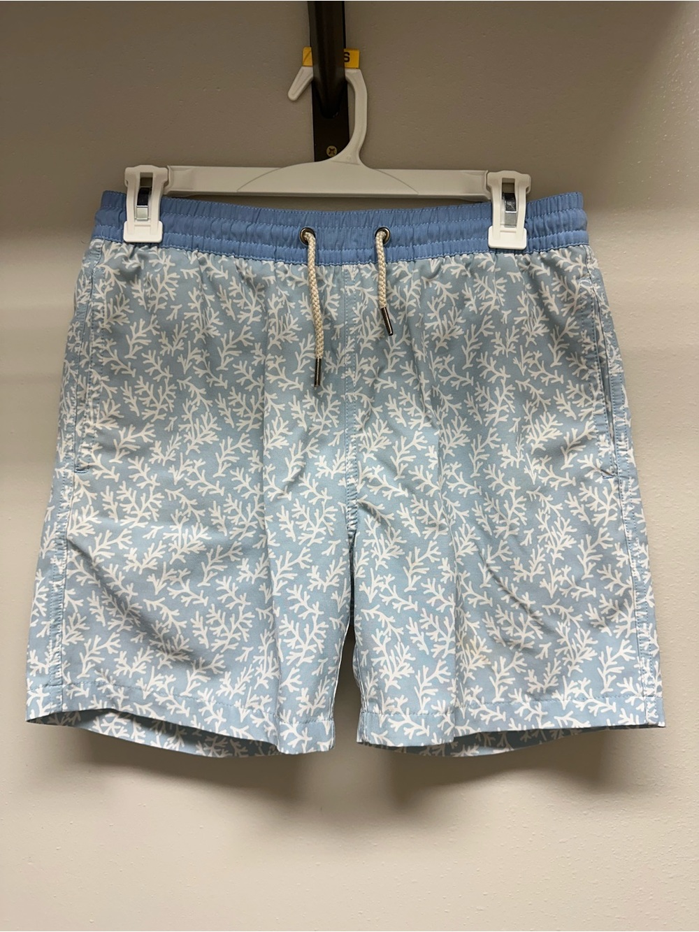 Fair Harbor Light Blue & White Coral-Print Kids Swim Trunks